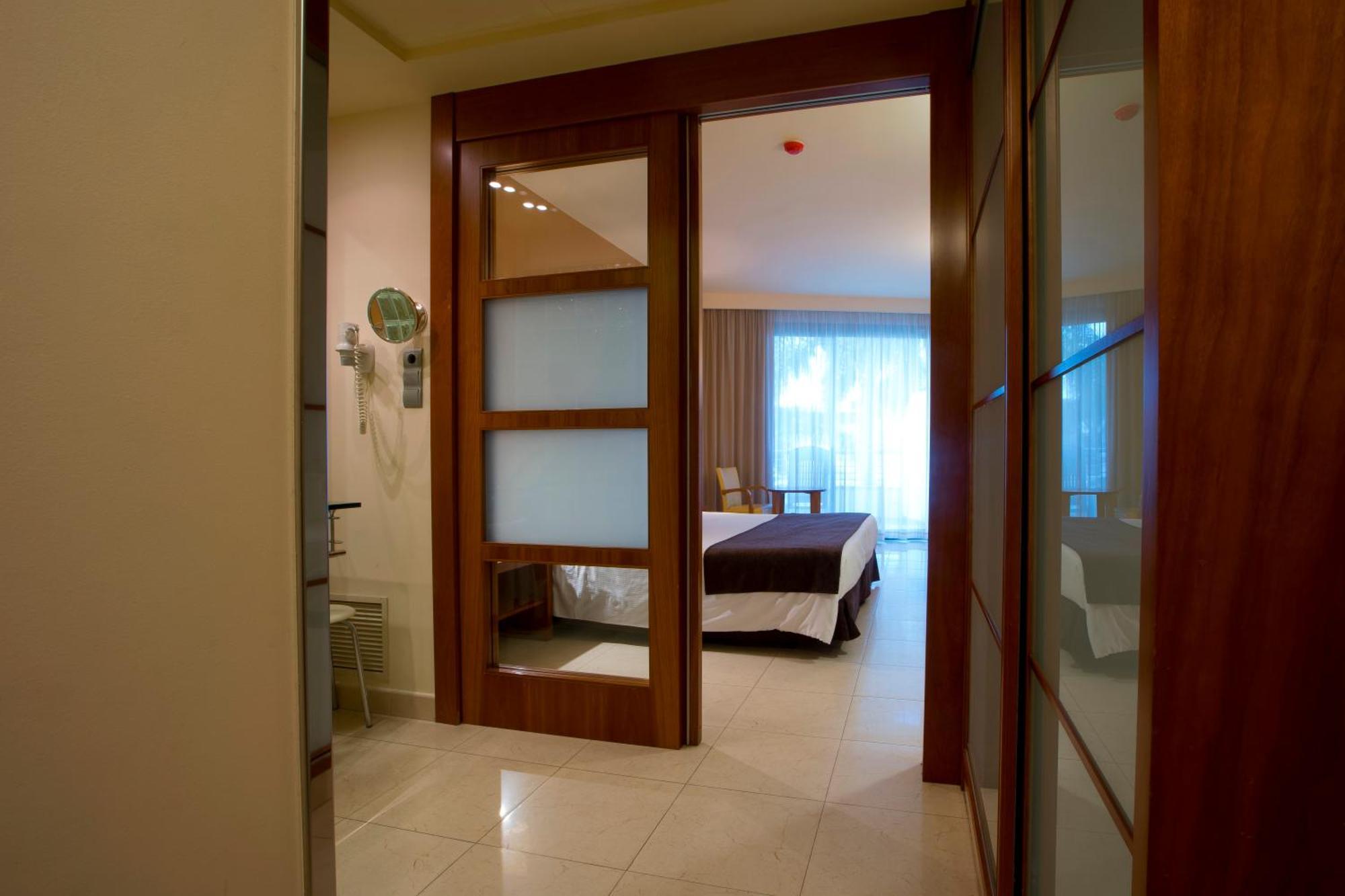 Hotel Miami Mar Sant Carles De La Rapita Room photo